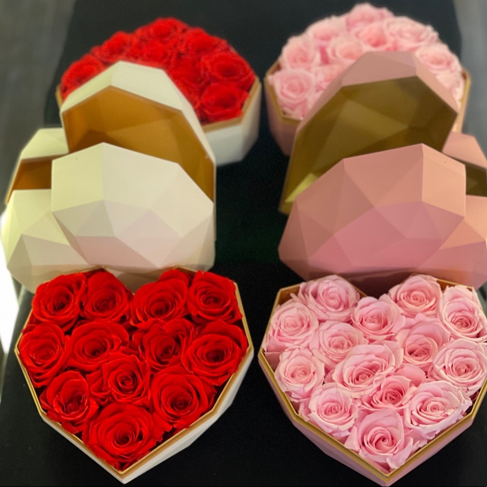 Mother’s Day Real Rose Heart Box - Picture 3 of 6
